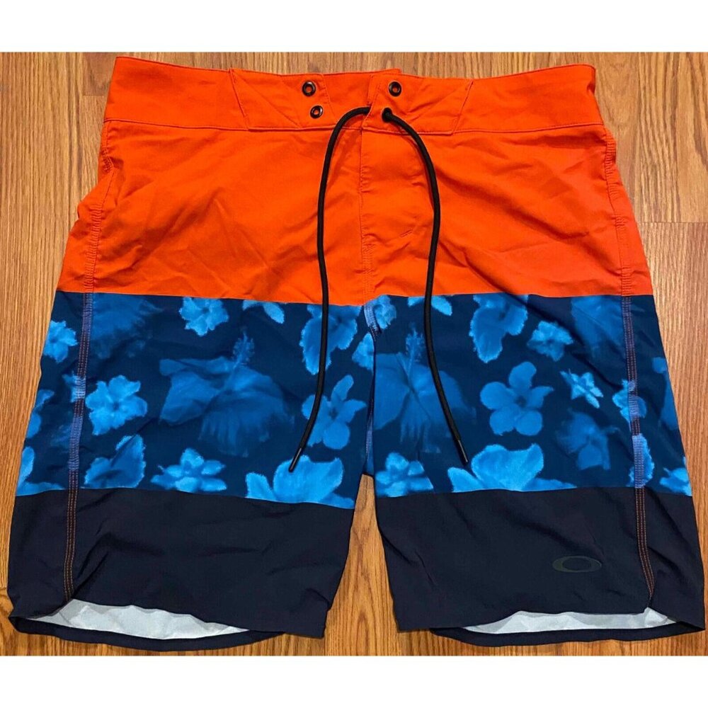 Oakley Board Shorts Mens 30 Floral Colorblock Flower Beach Swim Trunks